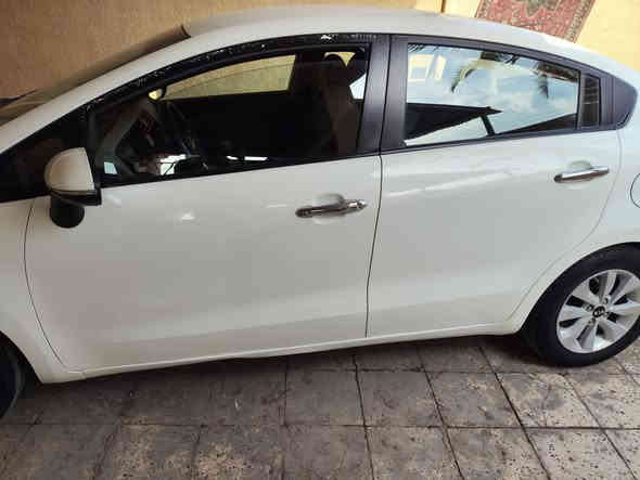 سلام عليكم ،
عندي كيه ريو 2016 وارد خليجي 
مكفوله من ظربه وصبغ بيه بارد بسيط بل جاملغ امامي 
رقم موبايل ***********
