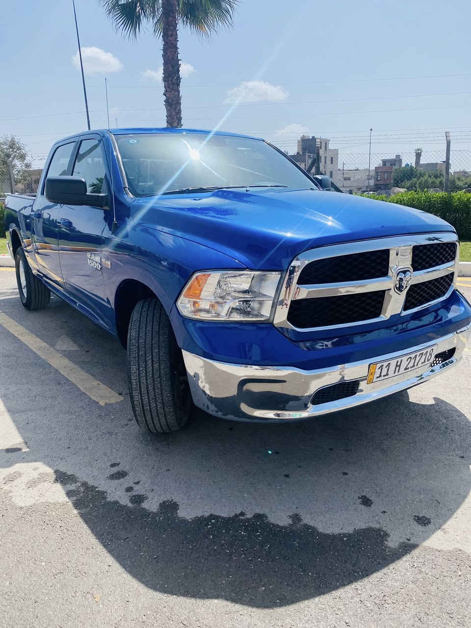 السلام عليكم رام كلاسك باب طويل بدي قصير 8سلندر 5700 رقم بغداد بأسمي بيها صبغ جاملغين اماميات فقط مكينه كير خير من الله السياره نضيفه ومابيها اي نقص تجي تفحص وين ميعجبك حادثها كلش خفيف وبيها طخه خفيفه بالباب مال سايق السعر 185 وبيها مجال مكانها بغداد للاستفسار اكثر ***********
