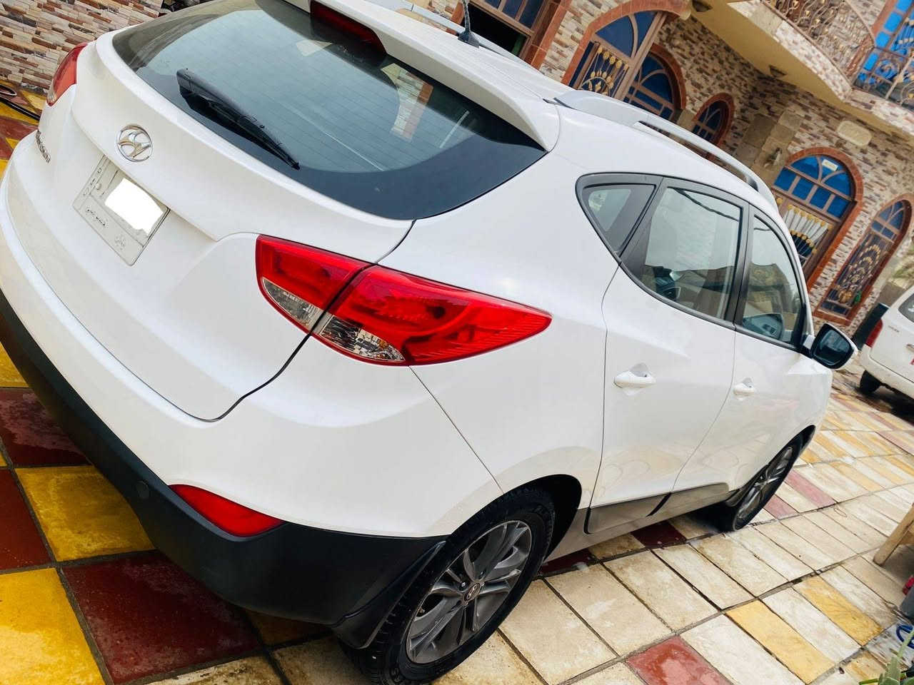 سلام عليكم للبيع توسان خليجي موديل ٢٠١٤ رقم بابل بيها صبغ ٤ قطع فقط بدون تبديل سيارة جاهزه من كلشي السعر ١٢٥ وبيها مجال اتصال ***********
