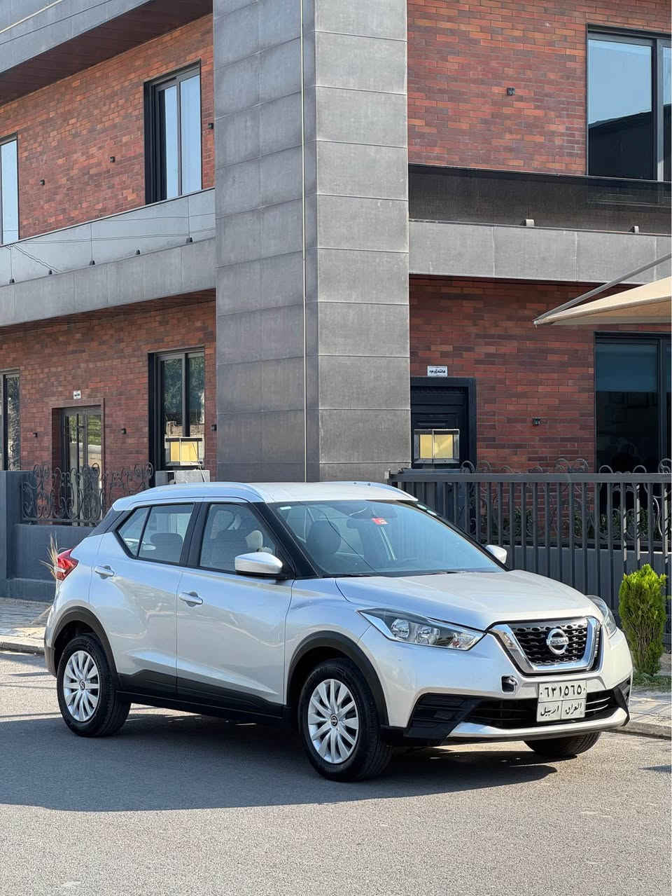 Nissan kicks 2019 خليجى
سةيارةكة هةزةى نوية سةنةوى نوية تا مانكى 10
سةيارةكة جايزة دينارةك مةسرفى تيدا نية
سوبخى نية تةنيا يةك جى بجوك pdrهةية
كيرو مةكينةو تةبريدو كارةبايى هةموى بةشةرت
124000km رويشتوة
سحرى 122$كةميك مجال
عنوان:اربيل
Mob:*********** أربيل, العراق
