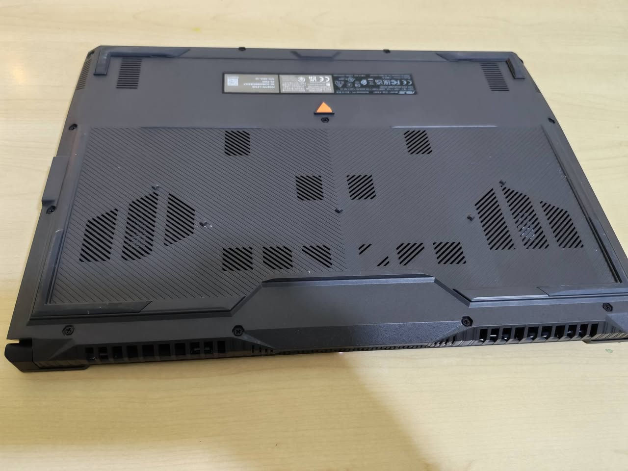 السلام عليكم
لابتوب گيمنك asus
CPU: Cori7 13th Gen
GPU: RTX 4060 8 G
RAM: 32 G
Hard: 512 ssd

لابتوب نظيف ومامستخدم هواي على كد تختيم لعبة وحدة
كامل ملحقات حتى الكارتون وصل الشراء

المكان حلة المركز

السعر مليون و نص وبي مجال
للاستفسار على الرقم
***********
