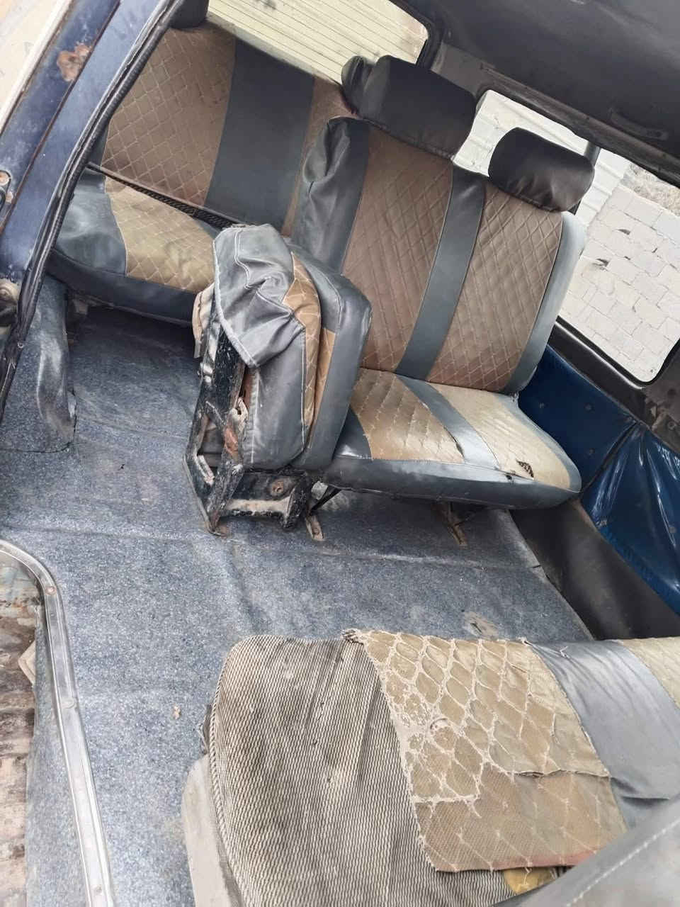 السلام عليكم البيع كيا بستا موديل ٩٤ رقم بغداد ألماني مكينه وكسل مكفولات كير نمره ٤ تفلت سعر ٢١ بي مجال الشراي مكان بغداد البياع رقم *********** كوم حديد بدون تحويل اتكفل سرقه وعشاير
