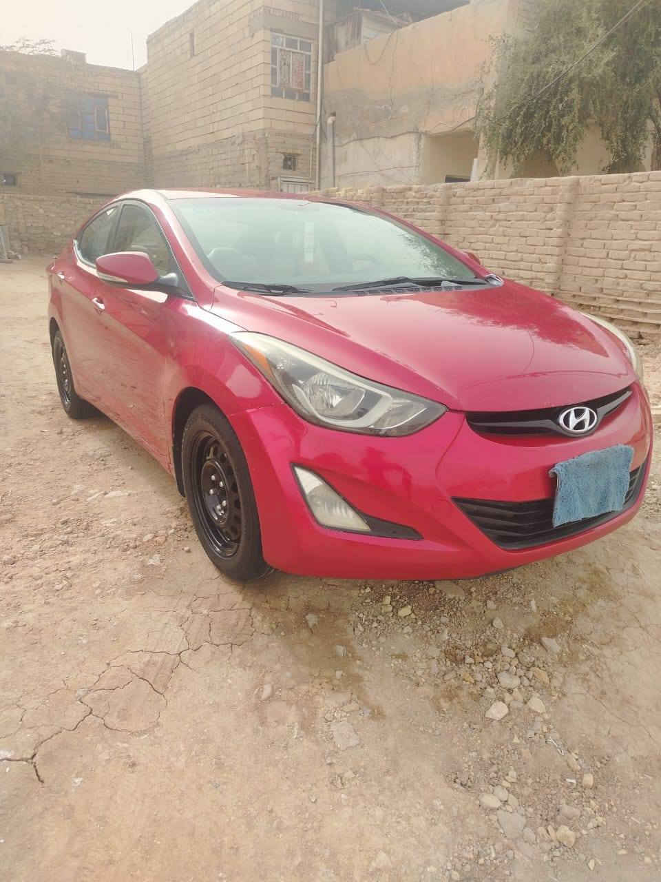 للبيع2015 السياره جاهزه مابيها اي نقص نص فول السعر (140) وبيها مجال العنوان ناصريه سوق الشيوخ،  ***********
