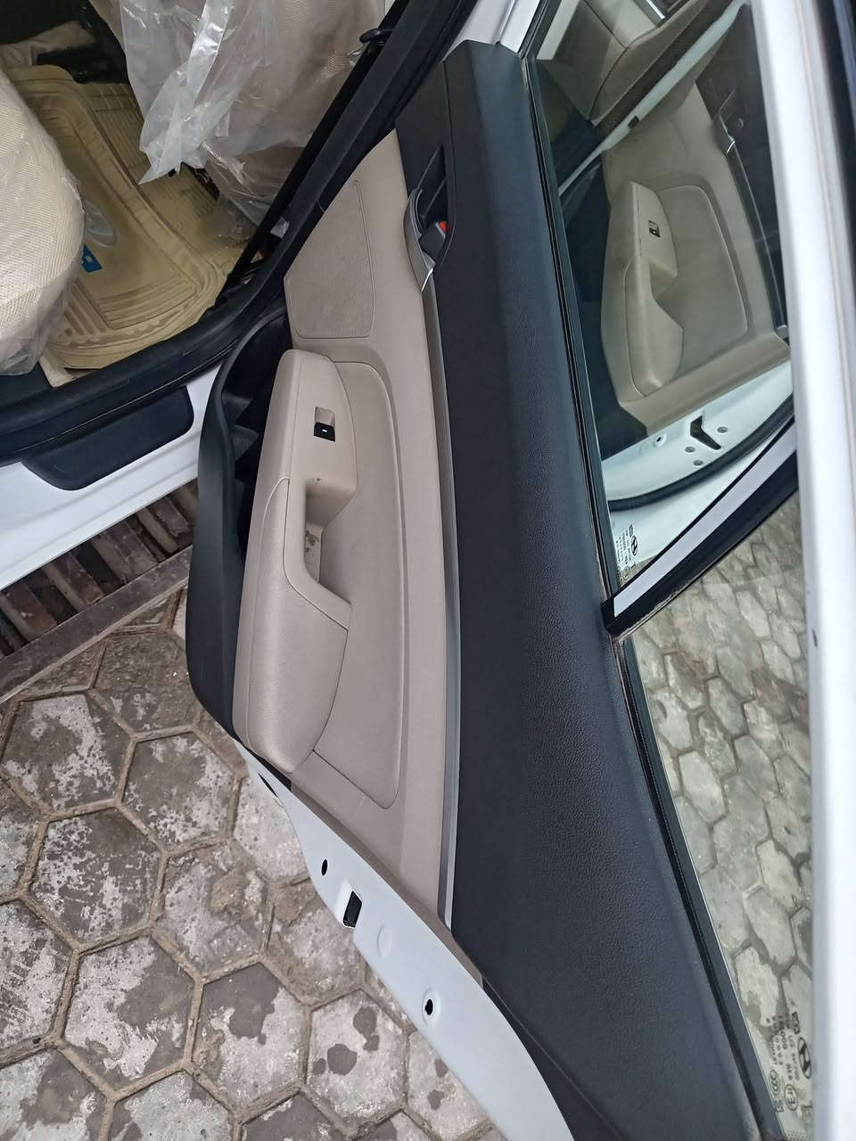 للبيع أنتره 20 مكلف بل نشر*********** رقم صاحب سياره نجف كوفه شارع معمل
