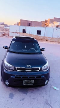 للبيع كيا صول2015   المواصفات EX  رقم بابل سنويه 28 تسقط  محرك 2000 GD...