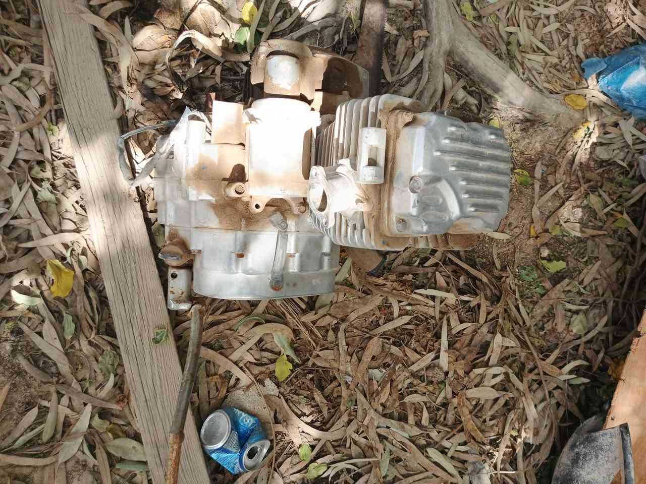 السلام عليكم محركات للبيع
محرك الفراشه بي خيط دخان ومحرك ال 4 كير شغال


**إذا كنت صاحب هذا الإعلان وتريد حذفه لأي سبب، رجاءا أرسل رسالة إلى الدعم الفني**