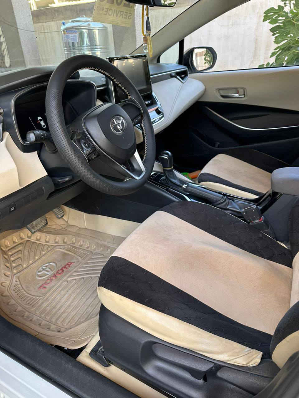 سلامم عليكم للبيع كورلا SAS2023
فول مواصفات سلايد فتحة دخول ذكي زجاج وتو
السياره كفاله عامه مكان ديالى ***********
ملاحظه  مراوس بكورلا 2019 صفره
