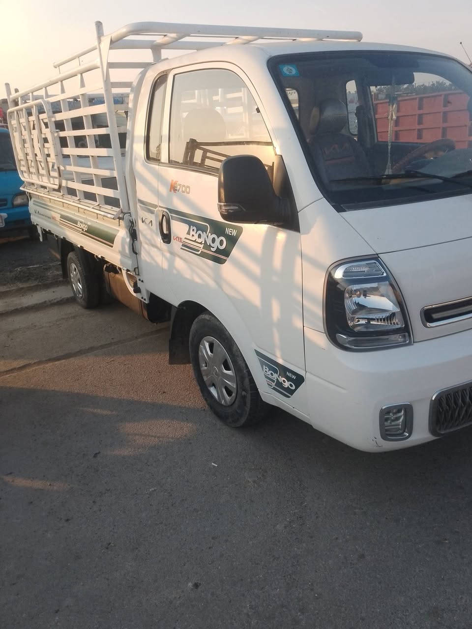 سلام عليكم بنكو للبيع موديل 23 كفاله عامه سعر  ميه وستين وبيه مجال ***********
