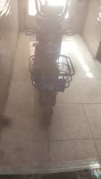 دراجه شحن جديده والله مال محتاج مكان البياع سعرهه 300 وبيعه مجال 07705...