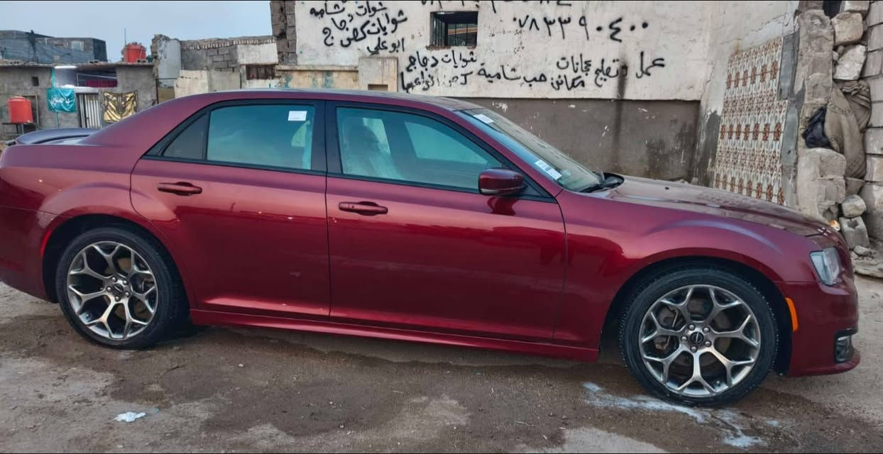 سلام عليكم اوباما البيع مستعجل مديل ١٨اس فول موصفات ماشيه ١٠٠ وارد خليجي شركه هارلن سعر خاص عنوان بصره تنومه رقم هاتف ***********
