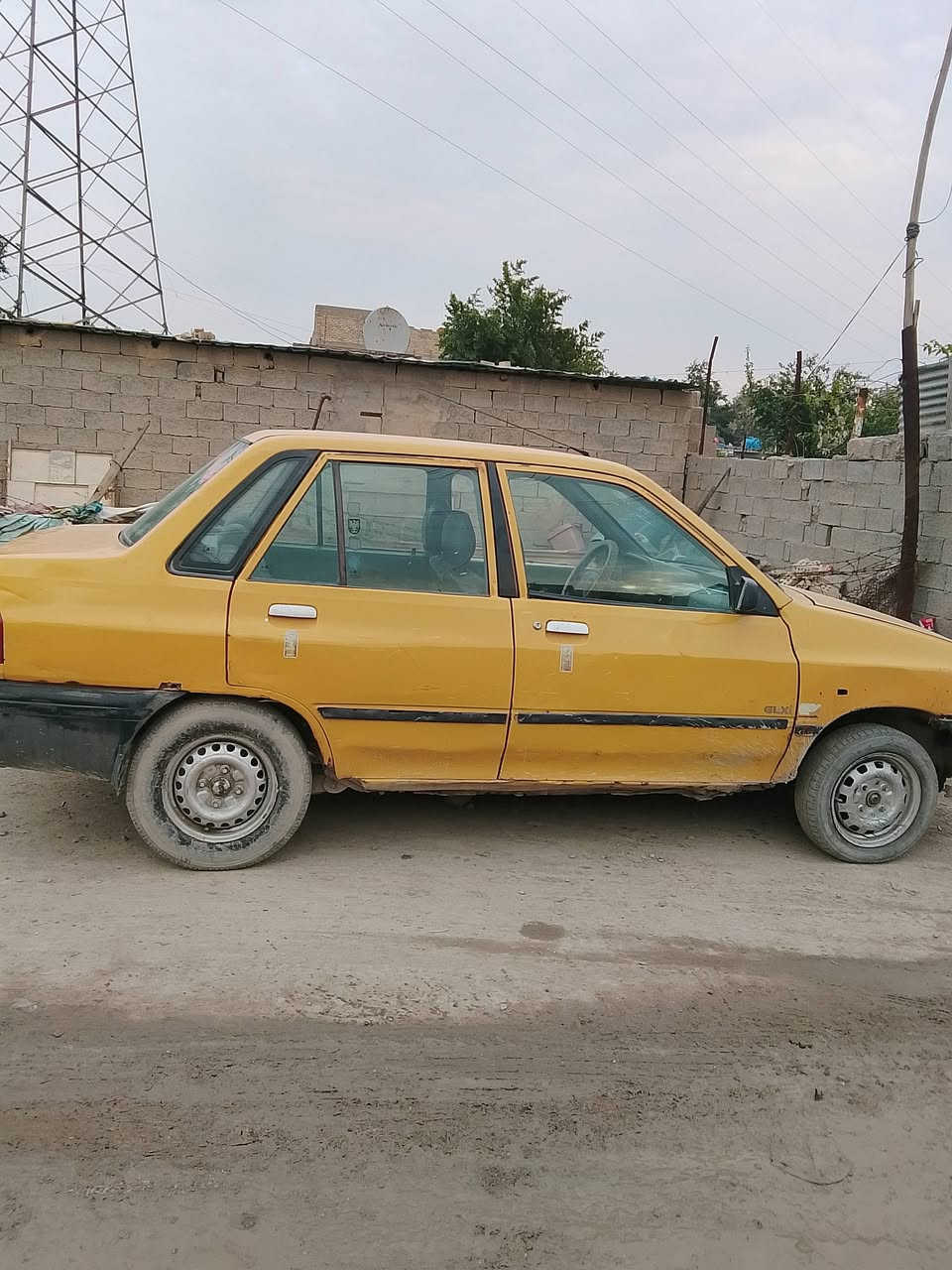 السلام عليكم سايبه ٢٠١١رقمها نجف راعيها ما متوفر محرك جيد كير جيد  شواصي تمام مكاني بغداد الأمين ثانيه الرقم 
***********متوفر واتساب
