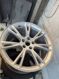 ويل 19 مال y بي ضرر بسيط موضح بالصور  75 الف قفل  07701887177