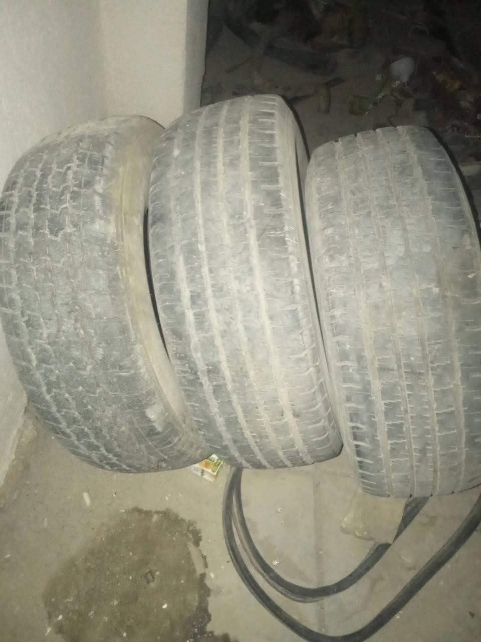 تايرات مال بهبان لبيع قبل 3اشهر من شديتهن سعر قيم واخذ


**إذا كنت صاحب هذا الإعلان وتريد حذفه لأي سبب، رجاءا أرسل رسالة إلى الدعم الفني**