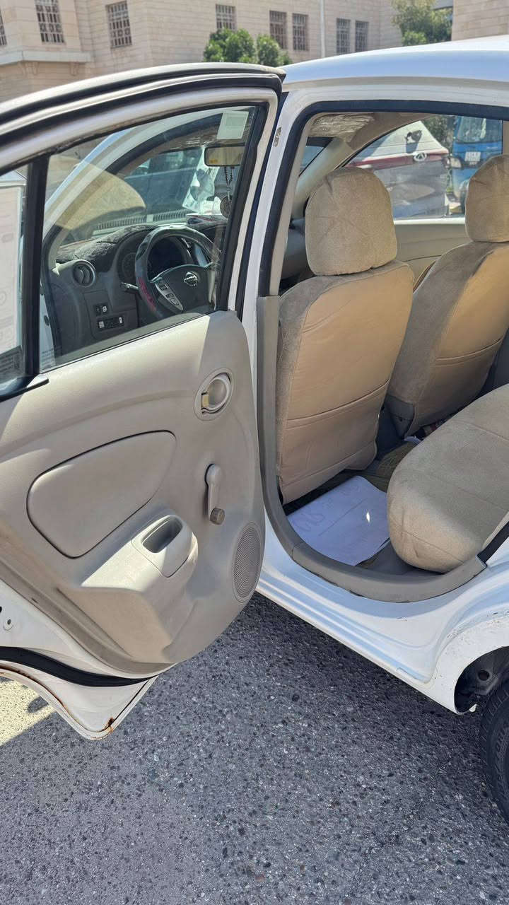 سلام عليكم
نيسان سني هندي ٢٠١٩ بيه باب الي وره سايق مبدل وبيه طخات مكينة كير تبريد مكفول السعر ٩٤ للاستفسار او الاتصال 
***********
