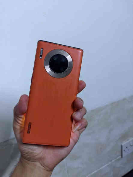 هواوی مەیتی سی پڕۆ
قەوسترین شاشەی هەیە
ڕام ٨ 
٢٥٦گێگا
بێ عەیبەو بەشەرت
٢٠٠هەزار
*********** السليمانية
