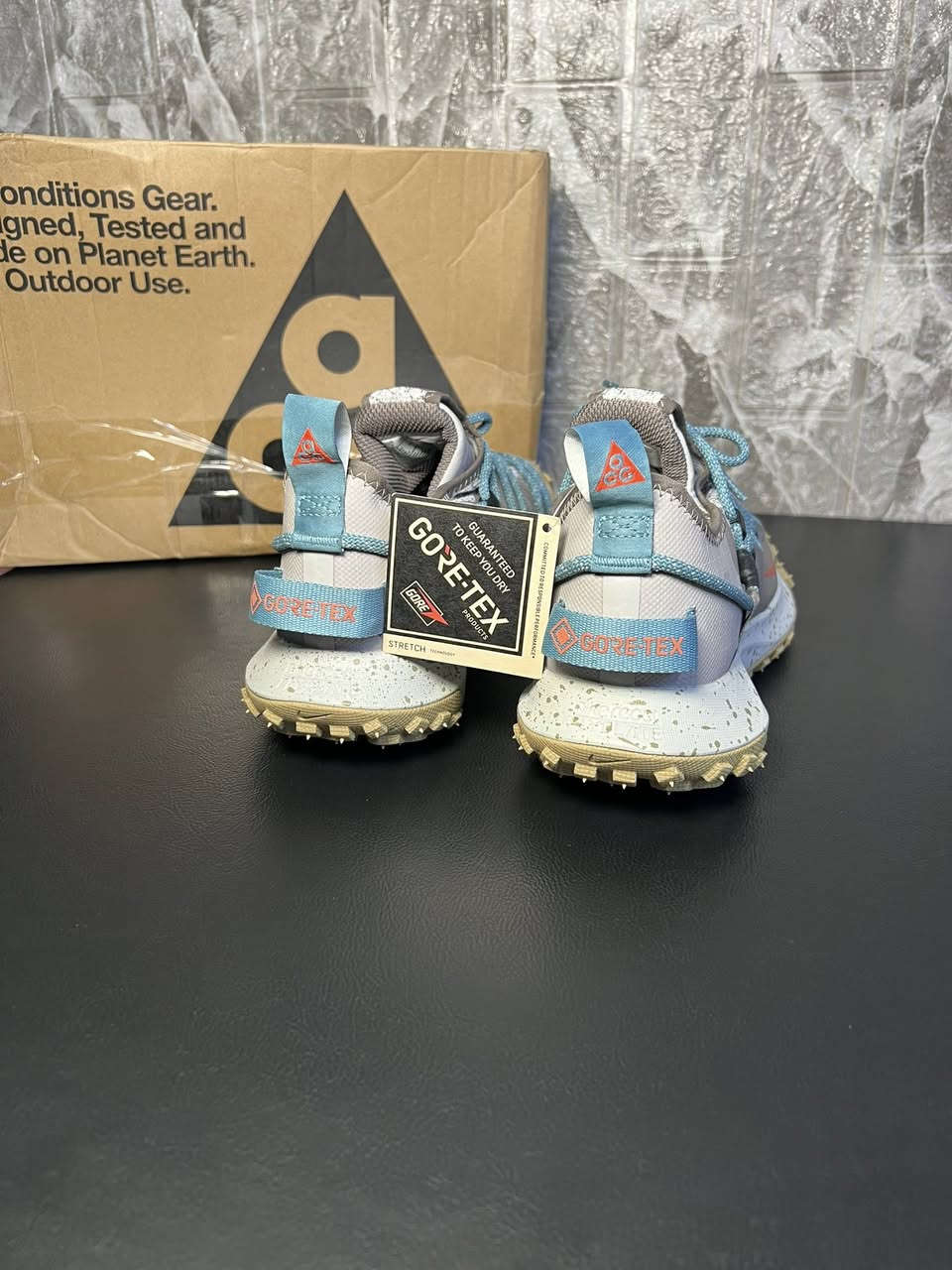 حذاء نايكي ACG ماونتن فلاي غور-تكس لو كوليدج جراي بيكانتي ريد - IB7328-001
قياس 40 طول القدم 25 سانتيم السعر 50 
تره سعره بلموقع 150 دولار 😁😁😁


**إذا كنت صاحب هذا الإعلان وتريد حذفه لأي سبب، رجاءا أرسل رسالة إلى الدعم الفني**