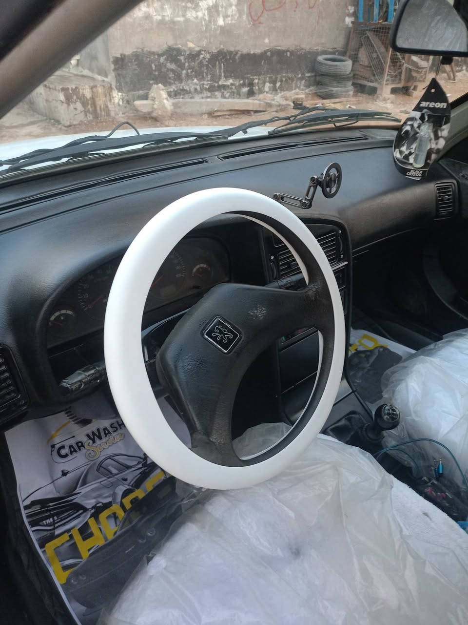 سلام عليكم بيجو405مديل2012مكفوله فقط باردات تبريد ثلج🥶تدفه كهربائيات كله شغاله رقم نكليزي بسمي سنويه لل2030تخم تايرجديدصار10ايام من شاده كيرمكينه مكفولات لايت زنون عالي ناصي اشايربل مري سياره بلاديه سعر43وبيه مجال قليل رقم***********
