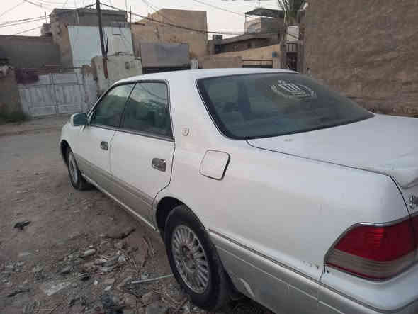 سلام عليكم راس الثور موديل 96 مكينه وگير خير من الله حداديه 50 /001 رقم بغداد السياره هاي الصور بيهه ضربه جهه الصدر سنويه صاقطه بل واحد وعشرين مكفوله من النقل وكص سعر 75 وبيها مجال ***********
