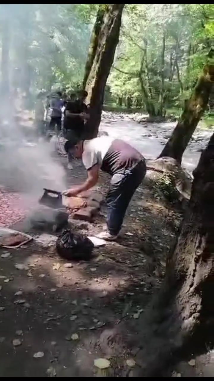علي مهدي للسياحة والسفر     💯  كروبات ايران 🇮🇷 - البر 🚎 / عدنا لكم بكروباتنا المتميزه 
قم - مشهد -  - شمال أيران 

أختار ألي يعجبك ⬇️
(((لا نتعامل بنظام فرق الغرف))) 
14 يوم ( قم - مشهد - شمال أيران) 🙏🏻

ذهاب وعودة براً باصات VIP نقل مباشر من الديوانية الى قم بسعر 300الف فقط
يوجد نظام القسط 
مقدمة 25 وتسديد الشهري 25 الف 💪💪
بسعر 400 ألف 💪💪💪
تاريخ السفر 2026/6/10
______________________________

◽️ذهاب وعودة براً باصات VIP 
البرنامج 2 ليالي مدينه قم المقدسه
4 ليالي مشهد المقدسه
3 أيام شمال أيران 
__________________________

البرنامج يشمل الآتي 💁🏻

1- باصات VIP للتنقل ✅
2- كادر سياحي يرافقكم من باب الشركة مع مترجم 
3- السكن فنادق درجة اولى مميزة في قم ومشهد وشمال أيران 
4- شامل جميع الجولات السياحية والدينية
__________________________________
يتوفر خصم للعوائل الكبيرة 
ويتوفر حجز للأهالي في المحافظات عن طريق  الحجز الالكتروني👩‍💻➰
عن طريق الزين كاش 

________________________________________العنوان الديوانية الحمزة الشرقي قرب شركة الغد المشرق للسياحة والسفر 
الديوانية شارع الاسكان قرب مكتب الحياة 
‏
______________________________________
اشترك بالصفحة ليصلك كل ما هوه جديد 
رقم هاتف 
*********** اتصال 📞📞📞 وتساب 
*********** اتصال 📞📞📞
*********** إتصال واتساب 📞📞📞
