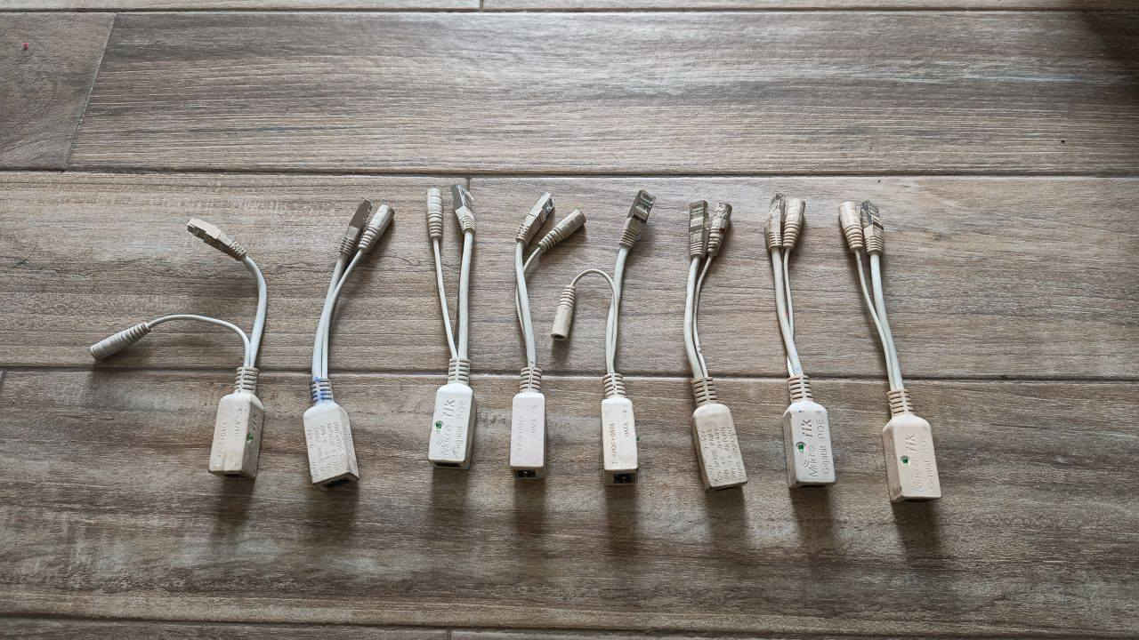 للبيع مجموعة غراض انترنت كل شي وسعره ويوجد توصيل كافة المحافظات *********** + واتس اب
