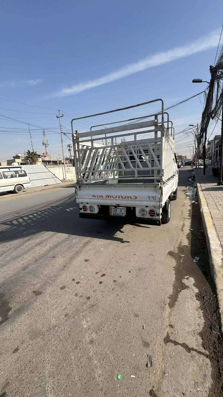 سلام عليكم خوان كيه دبل قماره موديل 2017 سياره مكفوله من الضربة والصبغ  على وضع الشركه تبريد ثلج  تخم تايرات كوري  +محجر  +دعاميه + دوشمه    بسمي تحويل مباشر  عنوان بغداد الامين رقم ***********
