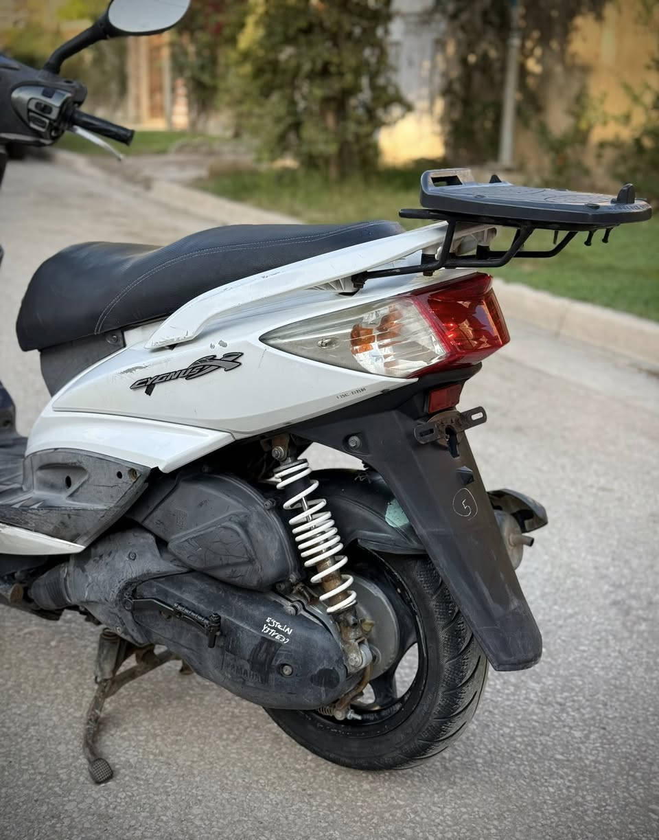 سكنس فحل كابريتر الدراجة ختم واحد من الطول لطول ومكفولة كفالة عامة اوراق كاملة جانت متروكة وستخدام كلش قليل ماشية 20 الف نص نكرة بكل وكت عدادات سرعة بانزين اشاير لايتات كلهة فول مكينة ناعمة شلعة معدل الدراجة خير من لله وكلهة بلادية  مصورها فديو من التشغيلة ولمحرك ولكور وداير مداير وكلشي الي يحب ادزة الة واتساب الدراجة كلش جديدة وبلعافية عل ياخذهة مكاني بغداد البياع السعر 775 📞***********
