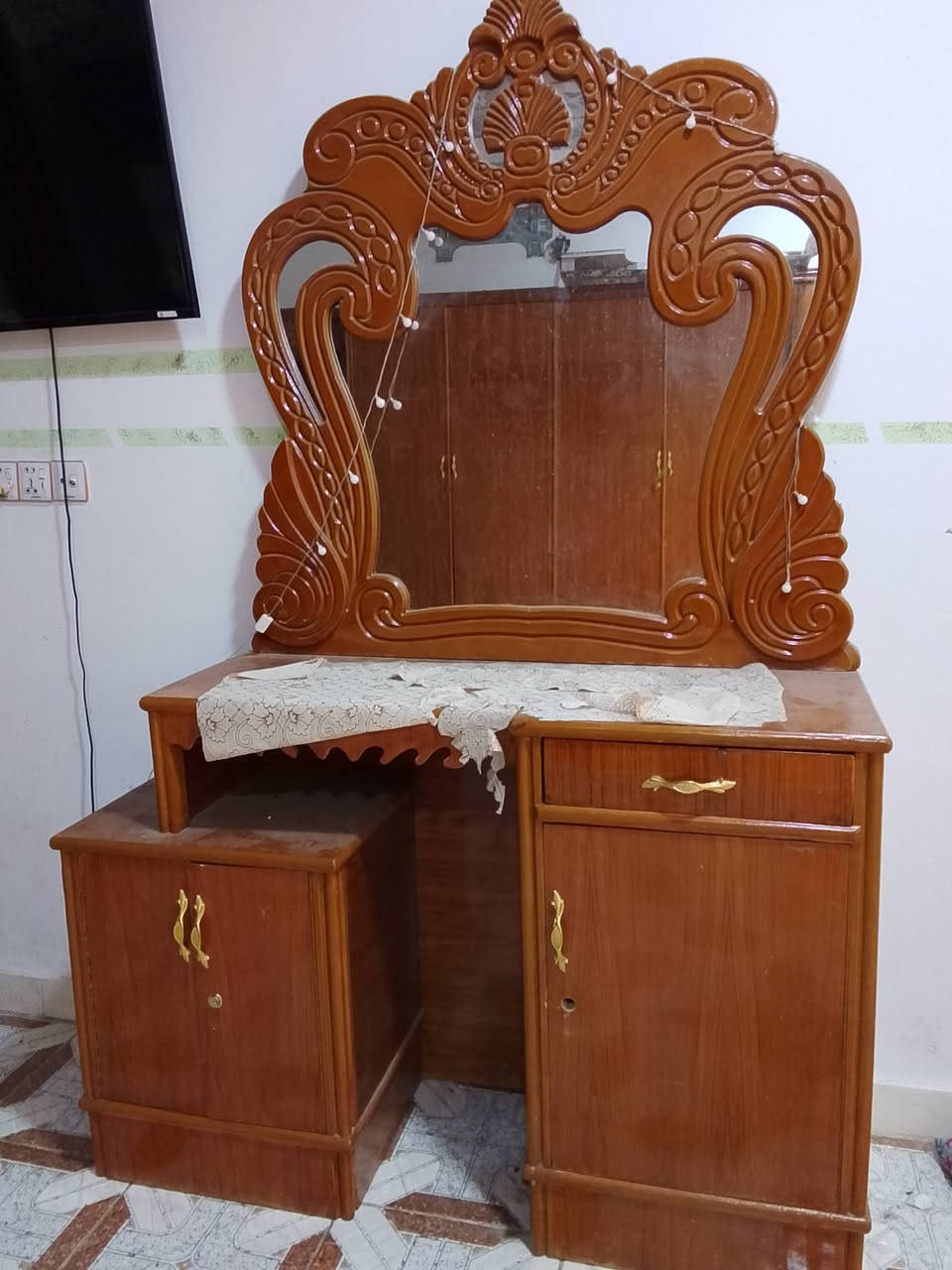 غرفة نوم تسكام مستعمله قليل لبيع سعر 700وبيه مجال تواصل على خاص


**إذا كنت صاحب هذا الإعلان وتريد حذفه لأي سبب، رجاءا أرسل رسالة إلى الدعم الفني**
