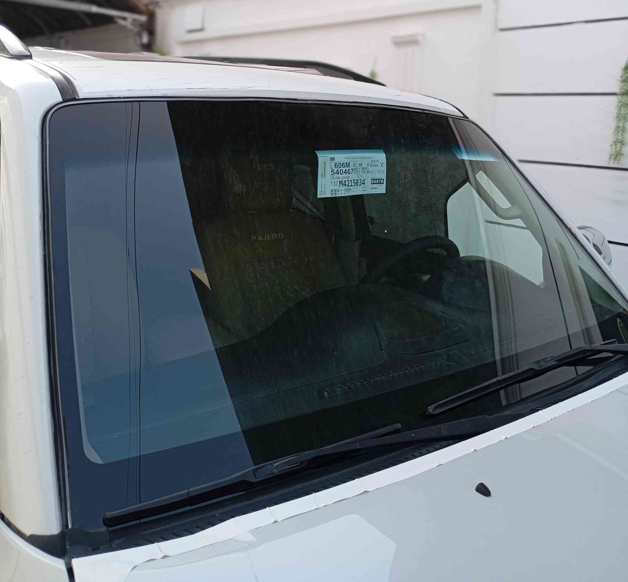 السلام عليكم باجيرو 2010 حبتور فول مواصفات 1/1 ماشيه 86 الف حقيقي ع فحص كفاله من الضربه والتبديل والبارد عده 4 اصابع بخشم الجاملغ صبغ فقط جديده وجاهزه بوضع الشركة مواصفات فتحه سقف كراسي جلد و كهرباء دمام خلفي 7 راكب 3 قطع تبريد محرك 3500 المرغوب زراك لايت فور ويل مري شفط و اشاير لد نهاري شاشة تاب كامره دواره تحكمات داخل بيجي و صاج 12 سماعة منضومة غاز ايطالية رقم بغداد دولي المكان بغداد السعررررررر 140الهاتف ***********...
