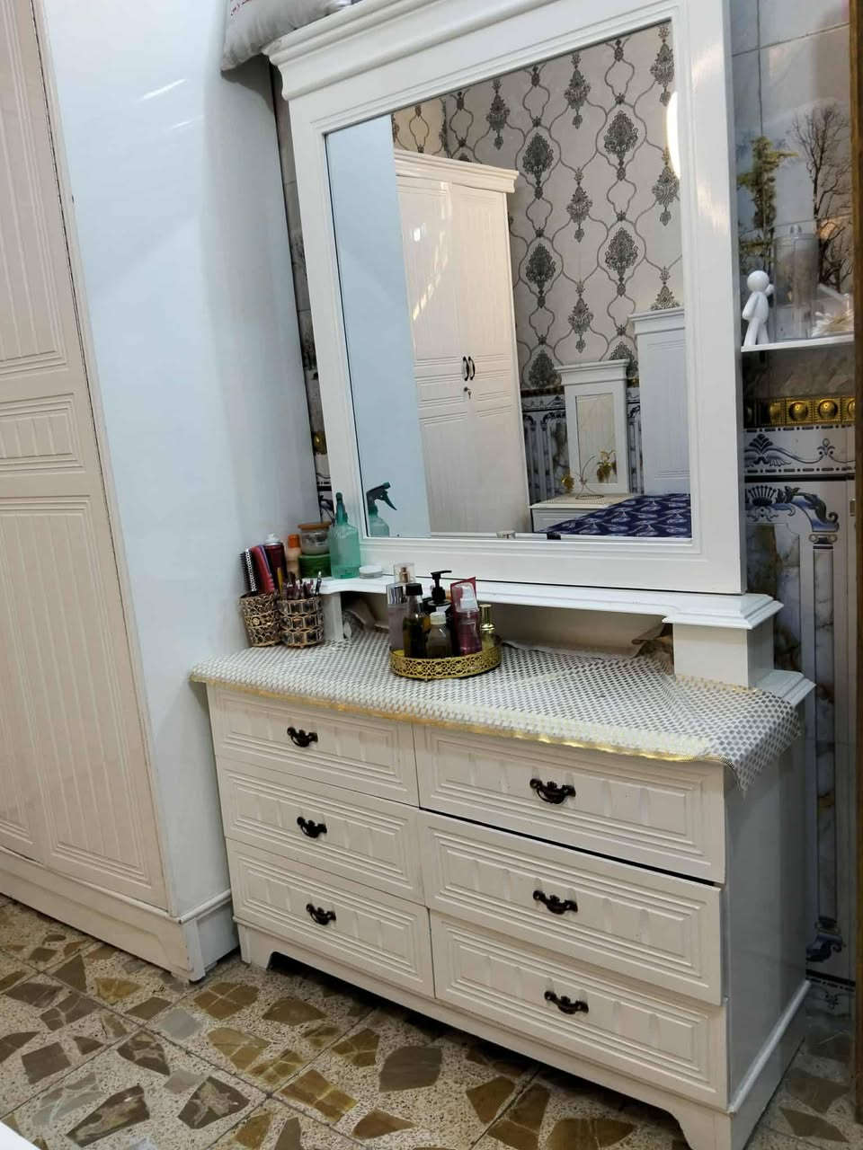 غرفه نوم كامله صاج نجاره عراقيه


**إذا كنت صاحب هذا الإعلان وتريد حذفه لأي سبب، رجاءا أرسل رسالة إلى الدعم الفني**