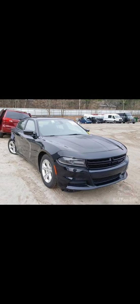 سلام عليكم للبيع دوج جارجر ٢٠١٩
فول مواصفات ماعده لفتحه 
بجم كبس 
كشنات جلد 
خزن ميموري 
حادث مرفق بلمنشور مع سونار 
السعر ٢١٠ بيها مجال بسيط 
***********
