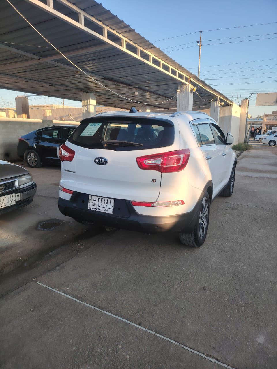 سلام عليكم  سبورتج موديل ٢٠١٣خليجي بيه قطعتين صبغ   جملغ خلفي والبنيد
سياره فول موصفات 
١٤٠وبيه مجال. 
مكان سياره بغداد العامري
***********
