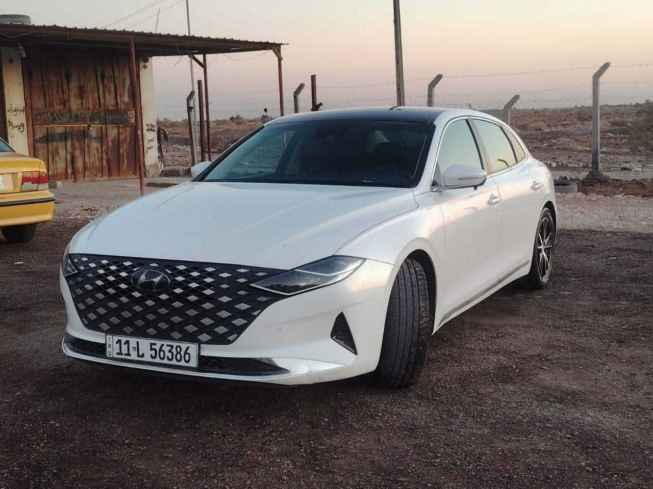 السلام عليكم 
أزيرا 2022 وارد كوري غاز مرقم بغداد مداور ثاني يوم سياره حادثه موضح بلسونار فول مواصفات بصمه تشغيل بصمه ابواب كشن كهرباء شاشه ديجتل هندبريك بصمه تشغيل عن بعد كير طياره كشن جلد تبريد قطعتين تدفئه كشنات حزن ميموري باقي مواصفاته واضحه بلصور مكينه 6 سلندر
سياره جديده وجاهزه بدون اي نقص ماذب عليه ربع 
السعر 175 وبيه مجال مكاني ديوانيه 
***********
