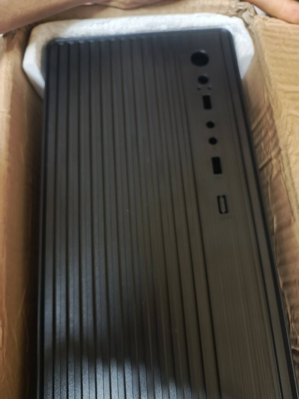 صندوق كمبيوتر صغير جديد اول تم ١٥ ملحقات كامله


**إذا كنت صاحب هذا الإعلان وتريد حذفه لأي سبب، رجاءا أرسل رسالة إلى الدعم الفني**