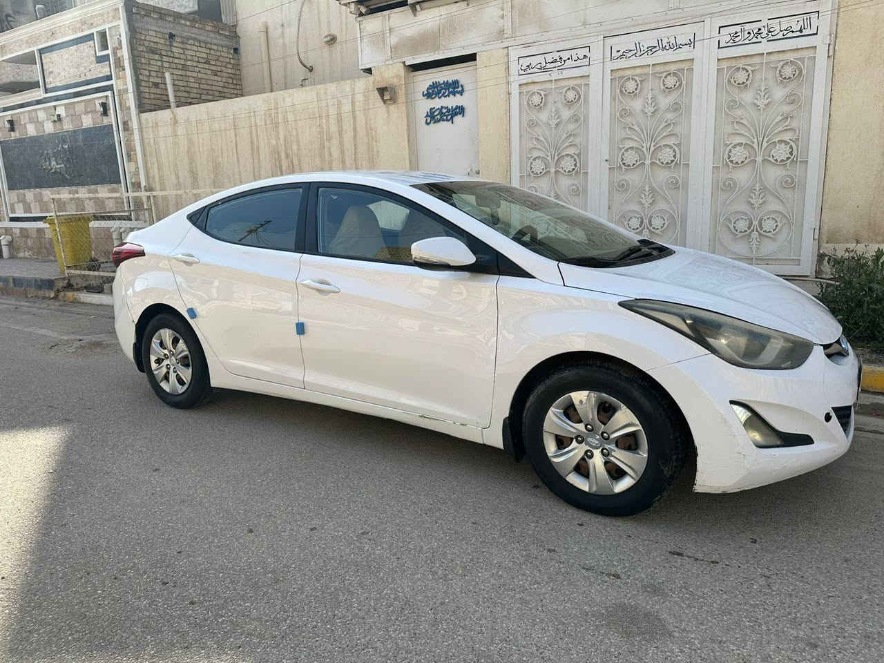 النترا 2016 خليجي
رقم ذي قار مشروع وطني سنويه لل2027
مكفوله السباره ماعدا تبديل جاملغ وصبغ دوسه وهلال 
مكينه 1800 جاهزه سياره كير مكينه حداديه تبريد 
السعر 118 وبيها مجال بصيط 
***********
