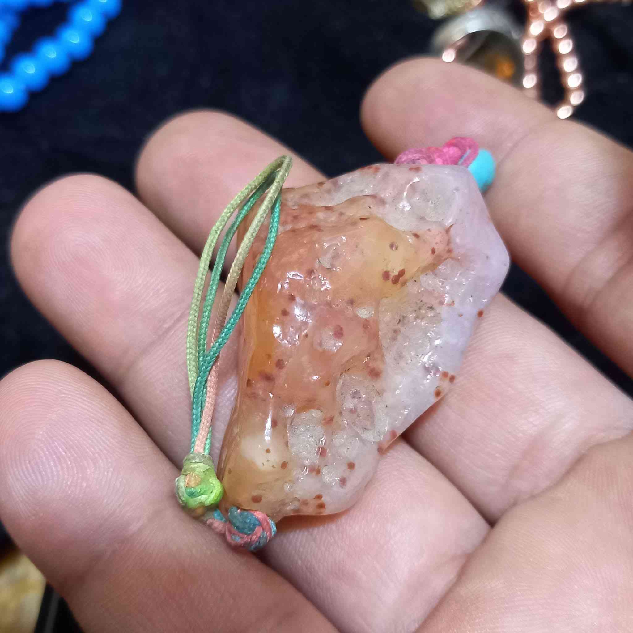 🐉😘 حجر زوعة الحية الاصلي القديم حجرة شكره عيون حمر قطعة اصلية وقديمة حيل خامة العنوان بغداد يوجد خدمة توصيل كافة محافظات العراق اي سؤال او أستفسار واتساب او الاتصال بالرقم
***********
