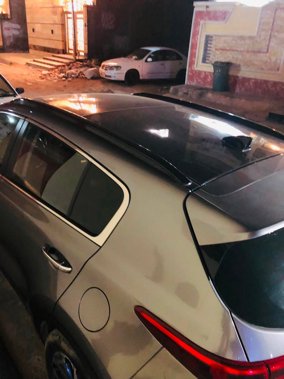 سبورتج موديل 18 وارد امريكي فول مواصفات حادثها مرفق بالمنشور بچم كبس ايرباك بس برده جهت السائق فقط وبيها بارد بالجنطه السعر 160 
***********
