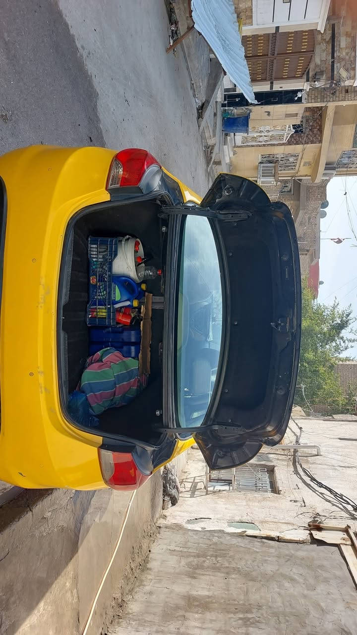 السلام عليكم سيارة الانتره للبيع او مراوس بموديل أحدث حسب القناعه2013كير ومحرك وتبريد خير من الله حادثه بسيط رقم ديالى مكانه بغداد السعر107وبيها مجال للشراي ***********
