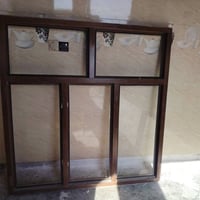 شباك عرض • ١٥٠×١٥٠سم • قرب جامع لاغوات