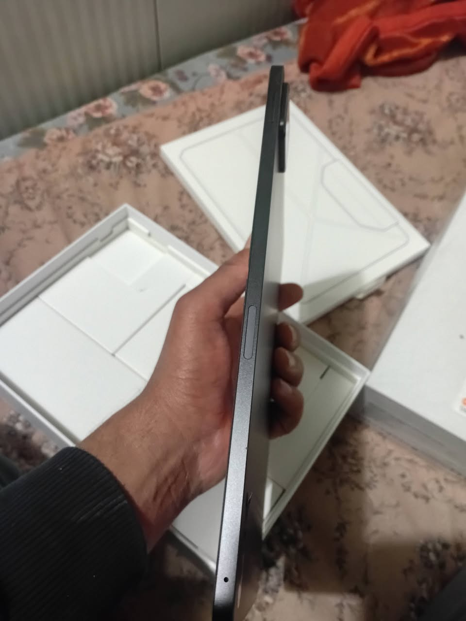 Xiaomi bad 7 pro للبيع  
جهاز  بعده جديد مشحون ٨ مرات بس وغراضه كامله 
الجهاز مواصفاته معروفه ذاكرته 528 
لون اسود 
السعر ٦٠٠الف وبي مجال بسيط جدا
مكاني بغداد العامريه 
***********
