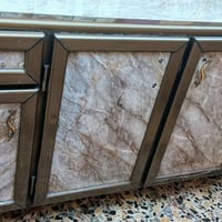 دولاب • نظيف • شبه جديد