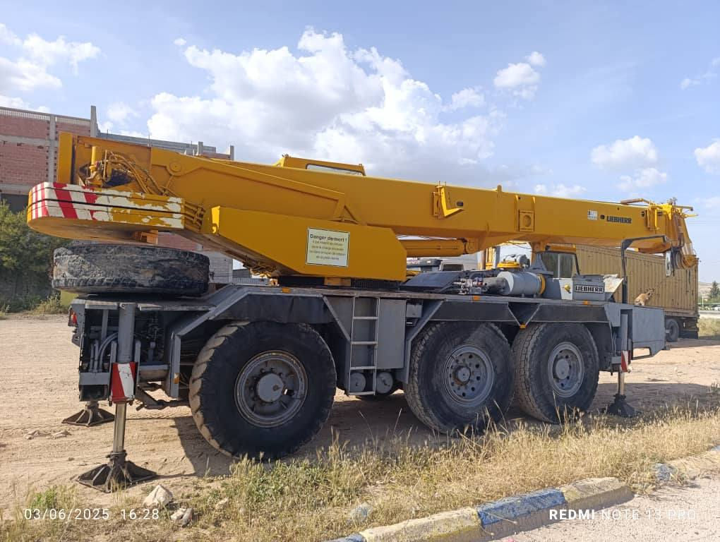 Avendre grue tres bon eta 40ton 0774479021


**إذا كنت صاحب هذا الإعلان وتريد حذفه لأي سبب، رجاءا أرسل رسالة إلى الدعم الفني**
