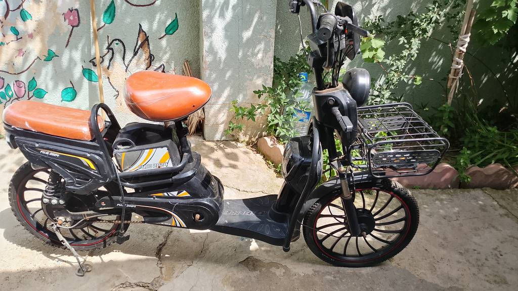 بايسكل شحن مابي اي عيب بس عيبه بطاريات بطارياته ميت جيب بطاريات افحص كهربائيات كامل السعر 150 كركوك, العراق


**إذا كنت صاحب هذا الإعلان وتريد حذفه لأي سبب، رجاءا أرسل رسالة إلى الدعم الفني**