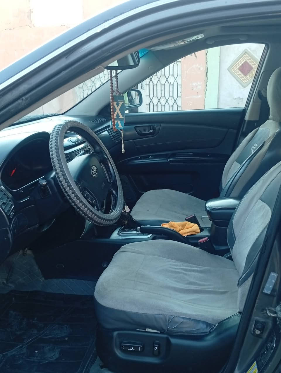 سلام عليكم للبيع اوبتما 2007 وراد  امريكي رقم بغداد ضرره جاملق من يم السايق ومصبوغه حزام 78بيه مجال
***********
مكينه 6
عنوان الفلوجه
