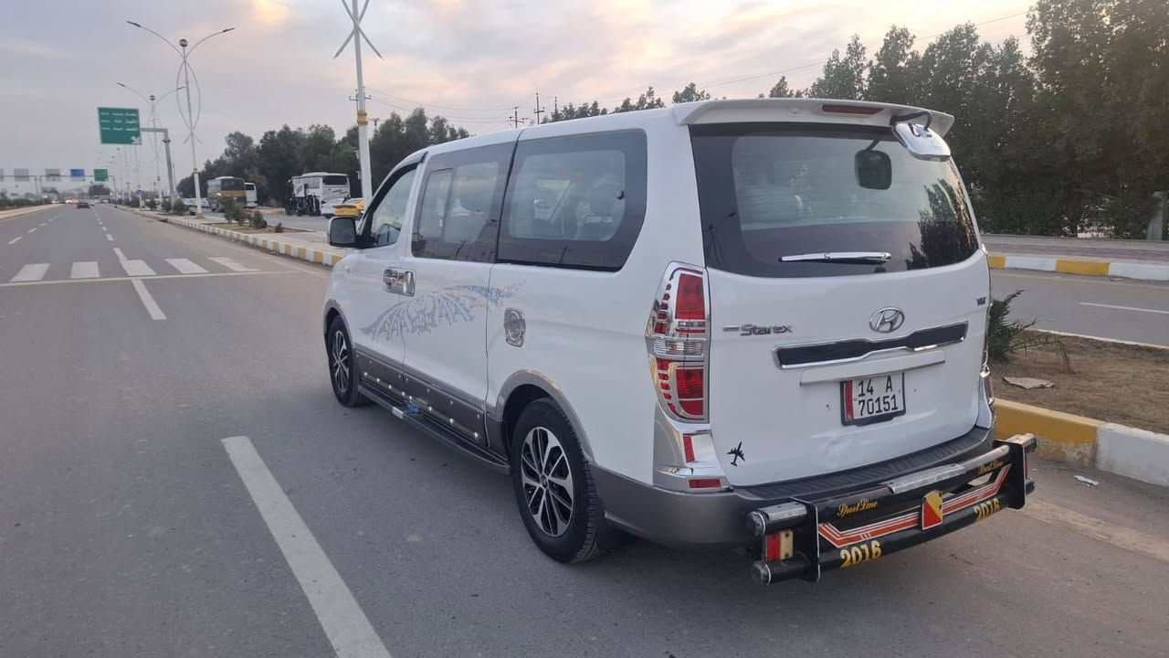 سلام عليكم ستاركس للبيع 2016 مسكر اصل سبلاين رقم بصره نكليزي سنويه ال2028 ،. السعر210وبيه مجال مكان سياره ناصريه مركز 
***********
