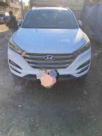 توسان ٢٠١٨ مكفول البيع ماشيه ٨٤ السعر ١٩٠ النعوان بغداد ساحة مضفر/٠٧٧٠...