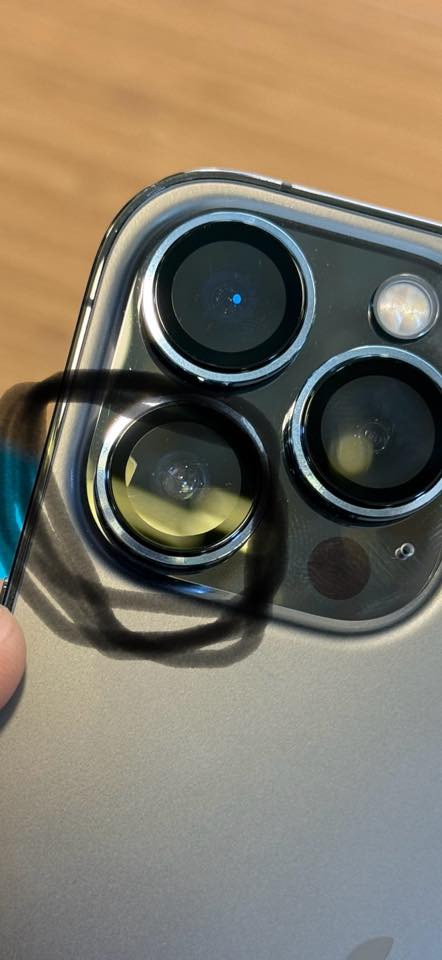 ايفون 13 برو ماكس 🔥 
بطاريه 85
ذاكره 256
جهاز نضيف جدا 
بي فطر بجامه مال كامره مثل ما موضح بصورا 
سعره 635
عنوان بغداد السيديه 
***********
