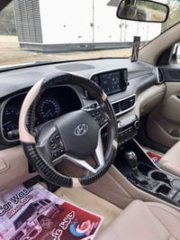 توسان 19 خليجي رقم بغداد مكفوله من البارد والصبغ  ماشيه 51 مواصفات فول...