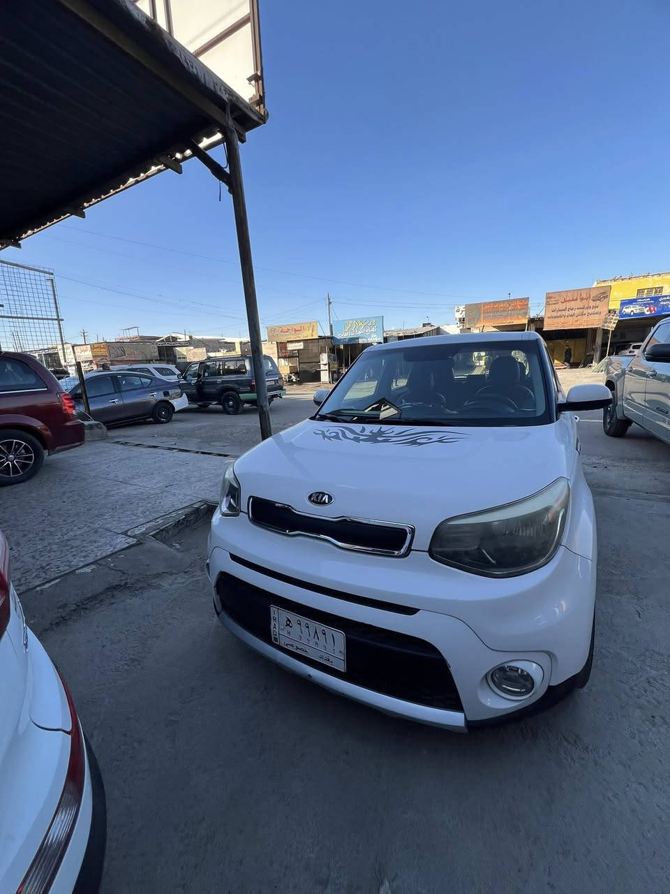 كيا صول 2016
مكينة 1600 GDI 

حداديه جديدة 

تخم تاير جديد 

تدفئة تبريد شغال

مود قيادة بس ECO

مودات ستيرن و فول تحكمات

هذا حادثها و بدون دواخل  
بنيد وجاملغ اليسرة تبديل
بابين السياق و خالف السايق صبغ

مكان السيارة بغداد صناعي البياع

او المعالف 

سعر $105 

وهذا رقمي ***********
