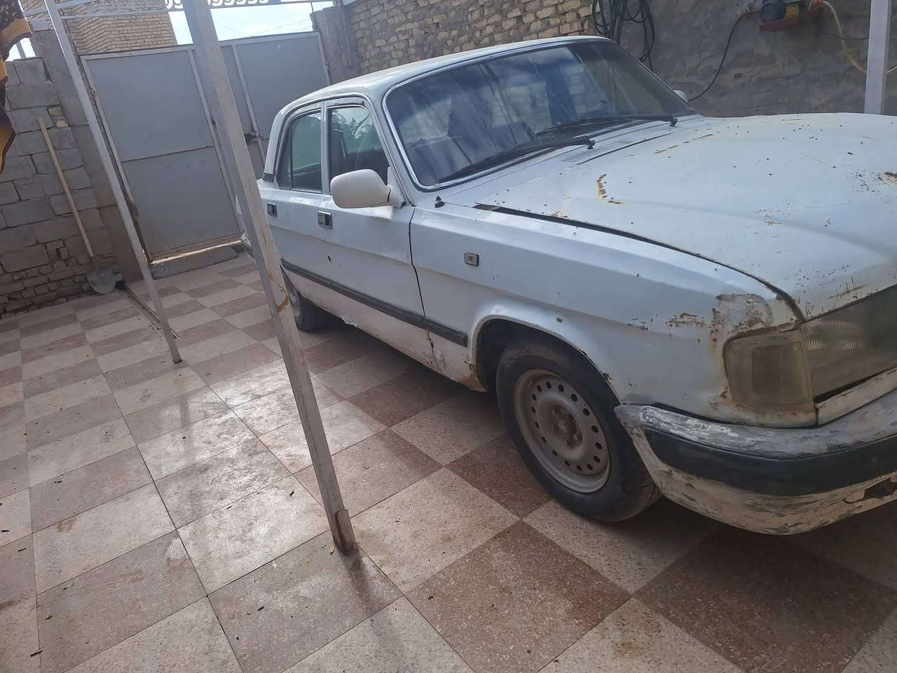 السلام عليكم فولكة قاصرين محورة بطة طخم تاير جديد مكينة وكير خير من الله رقم ذي قار مكان السيارة الشطرة السعر ١٥ للستفسار ***********
