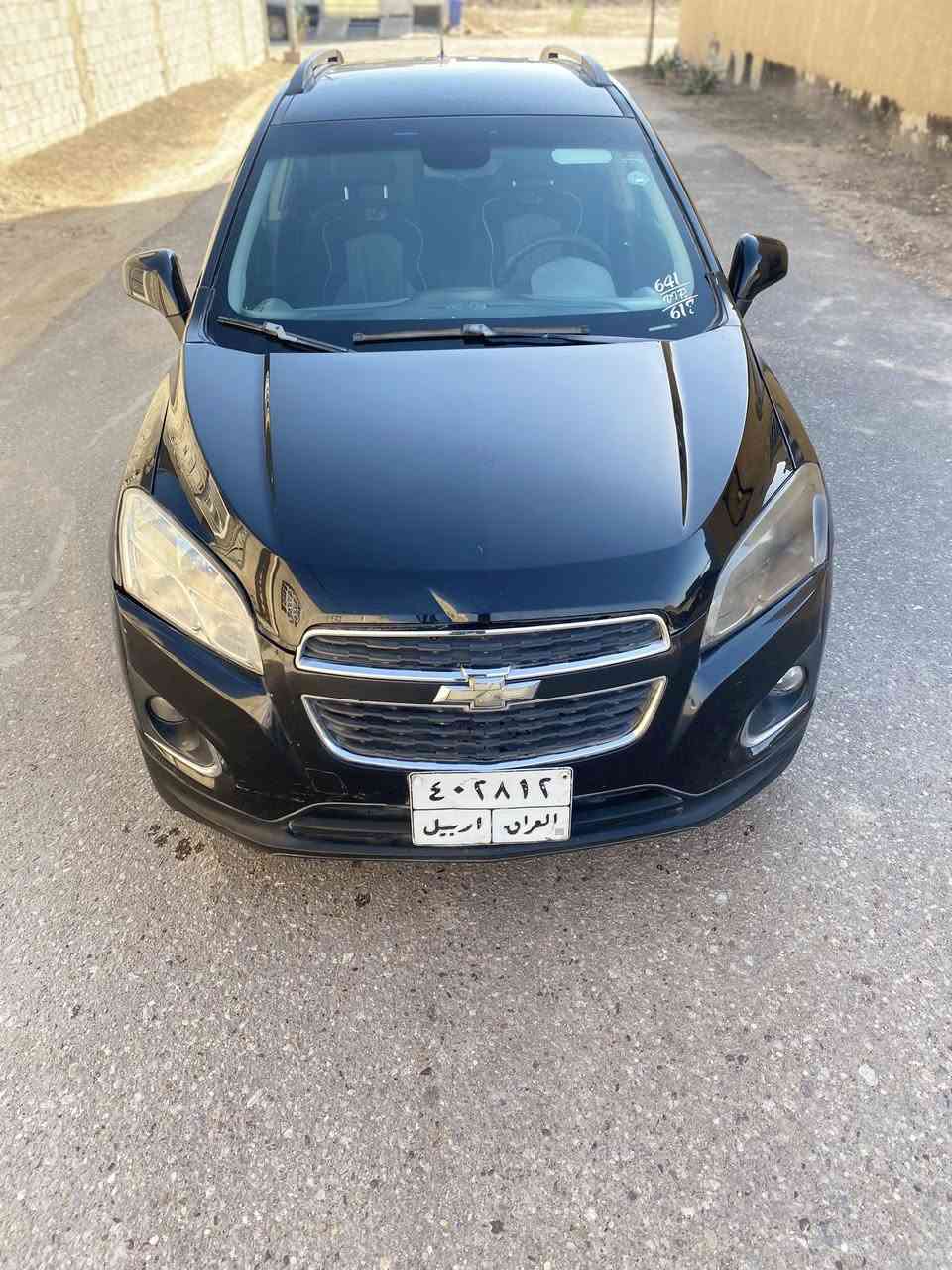 سلام علليكم شوفري ليت تراكس استيشن موديل 15 كير ومحرك كفاله حداديه امامي خلفيه جديده تبريد كله جاهزه ماناقصه برغي سياره حلوه واحلا من الصور بسمي وكاله وتحويل شوكت ميعجبك سعرها ٧٥ وبيها مجال بسيط ***********
